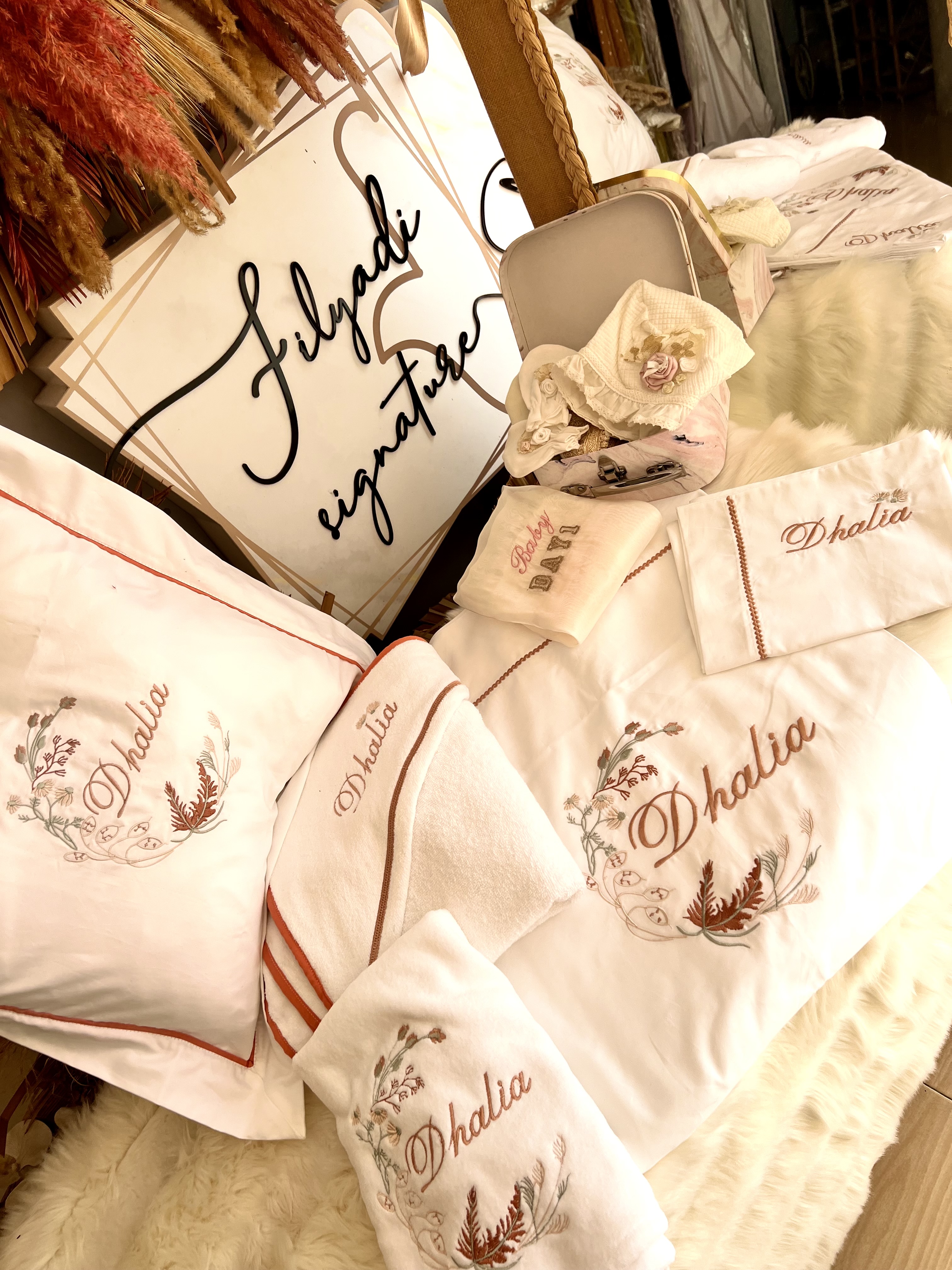 Flower Frame Essential